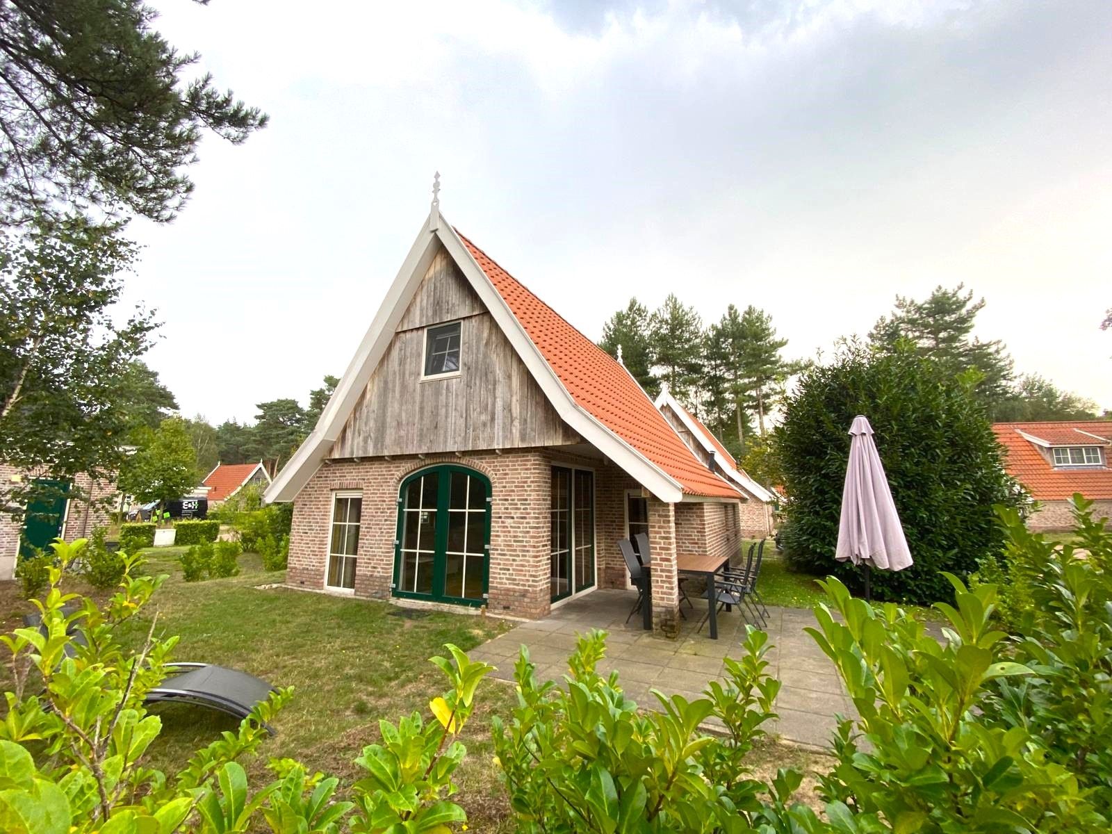 2-bedroom freehold villa in Haarle (Gem. Hellendoorn) — photo 1 of 5