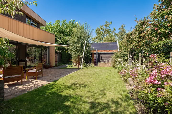 Foto 34 van Oranje Nassaulaan 12