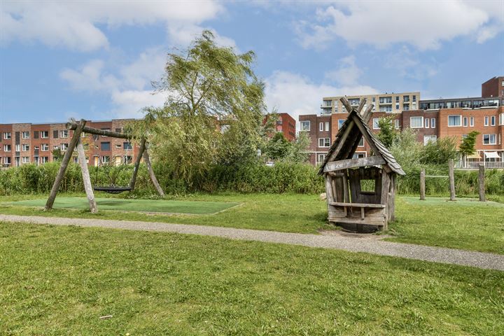 Bekijk foto 32 van Broekweg 35