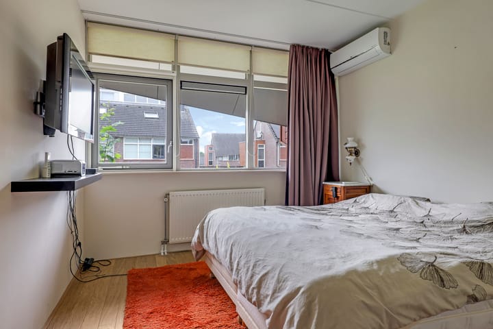 Photo 27 of Wethouder Schaarsstraat 3