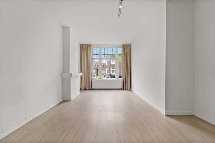 Photo 10 of Julianalaan 26