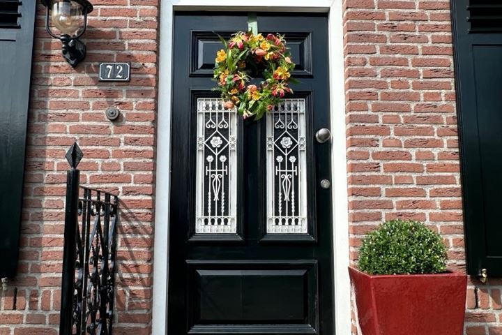 View photo 7 of Bergstraat 72