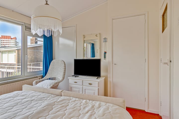 Foto 48 van Neptunusstraat 3