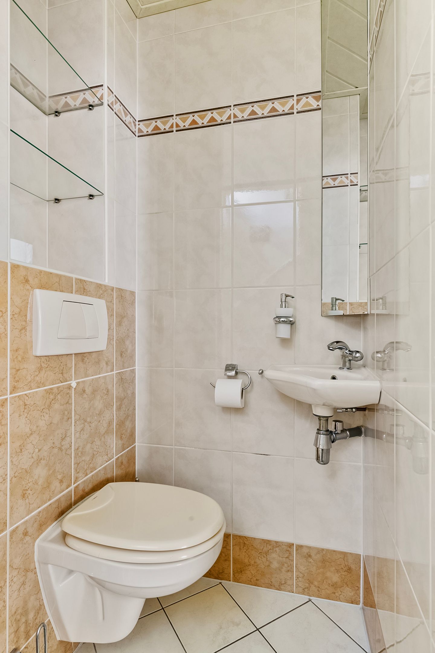 Foto 10 van Rietbergstraat 1