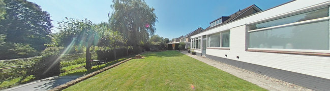 View 360° photo of achtertuin of Rietbergstraat 1