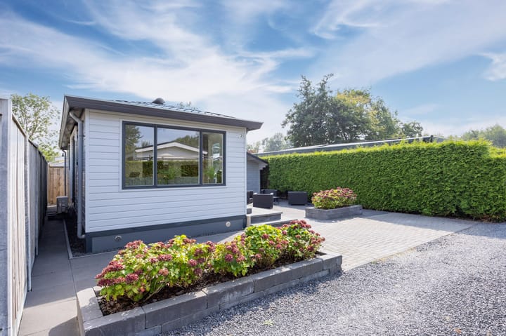 Foto 7 van Vogels' tún 125