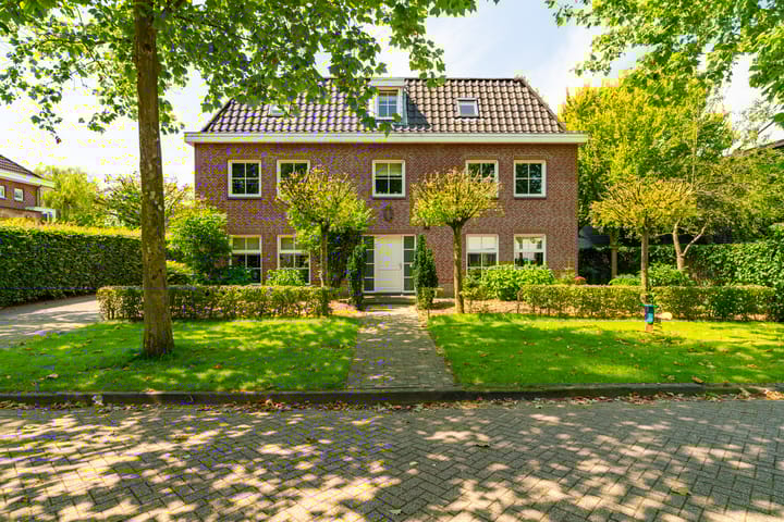 Veldstraat 8