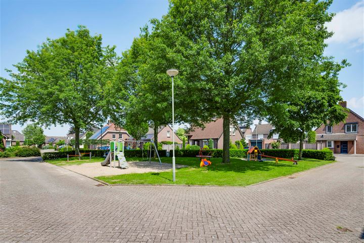 Bekijk foto 46 van Joinerstraat 9