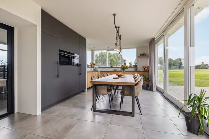 Foto 10 van Leendestraat 36