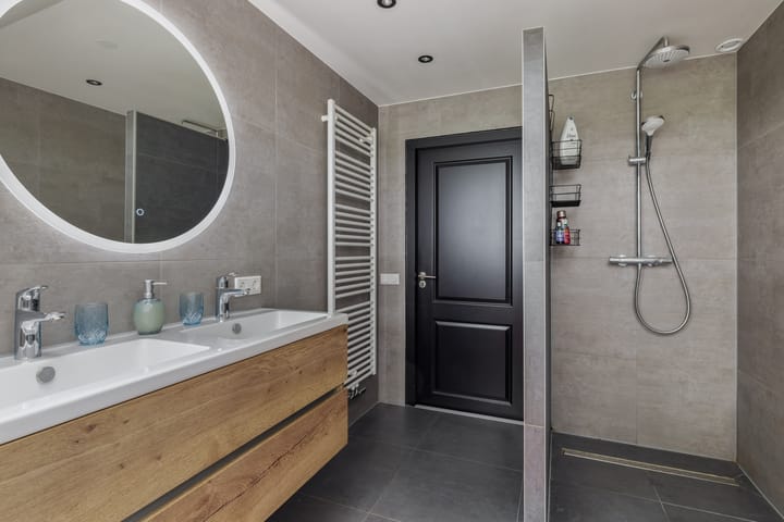 Foto 22 van Leendestraat 36