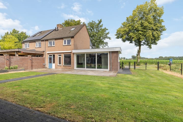 Foto 32 van Leendestraat 36