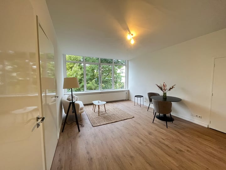 Foto 2 van Regentesselaan 9-15