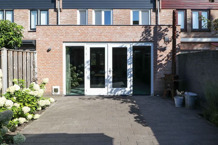 Bekijk foto 29 van Van Geijnstraat 28