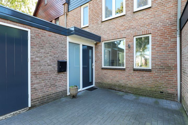 Bekijk foto 31 van Van Geijnstraat 28