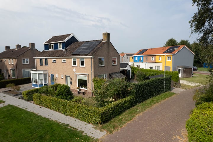 Foto 1 van De Hulstlaan 9