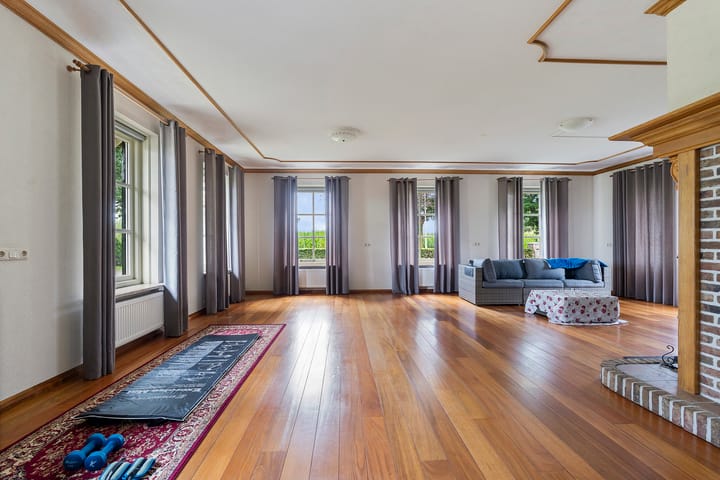 Foto 10 van Hoofdweg 61