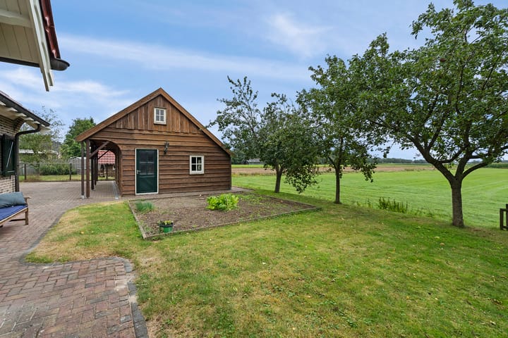 Foto 39 van Hoofdweg 61