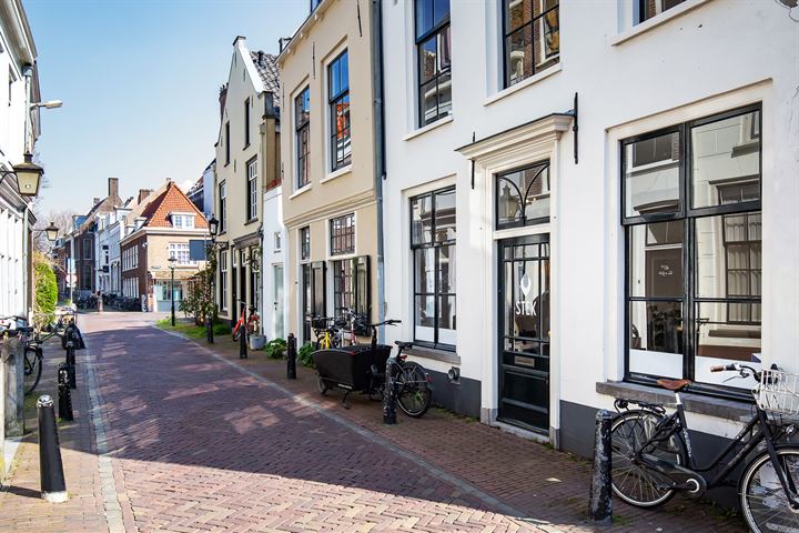 Bekijk foto 33 van Korte Lauwerstraat 4