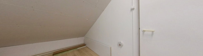 Bekijk 360° foto van Zolder van Liefkenshoek 21