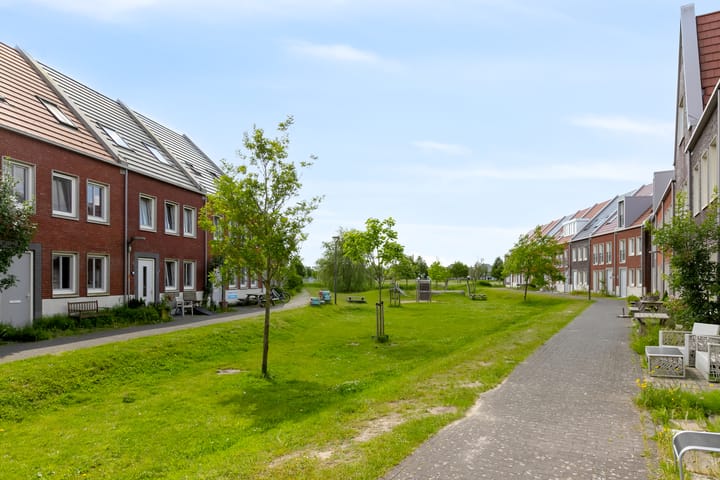 Foto 5 van Merlijnplantsoen 2