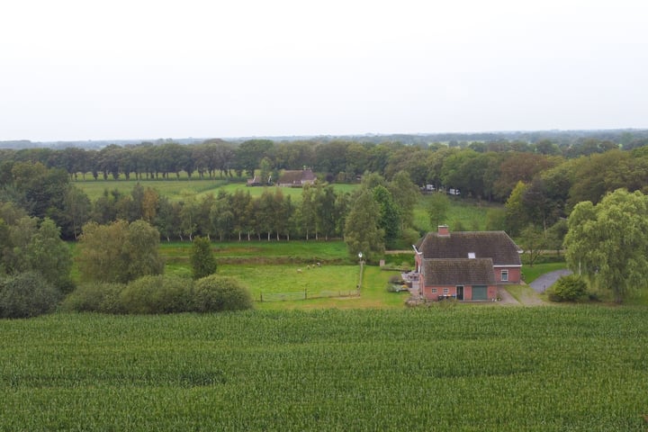 Bekijk foto 44 van Oshaarseweg 23