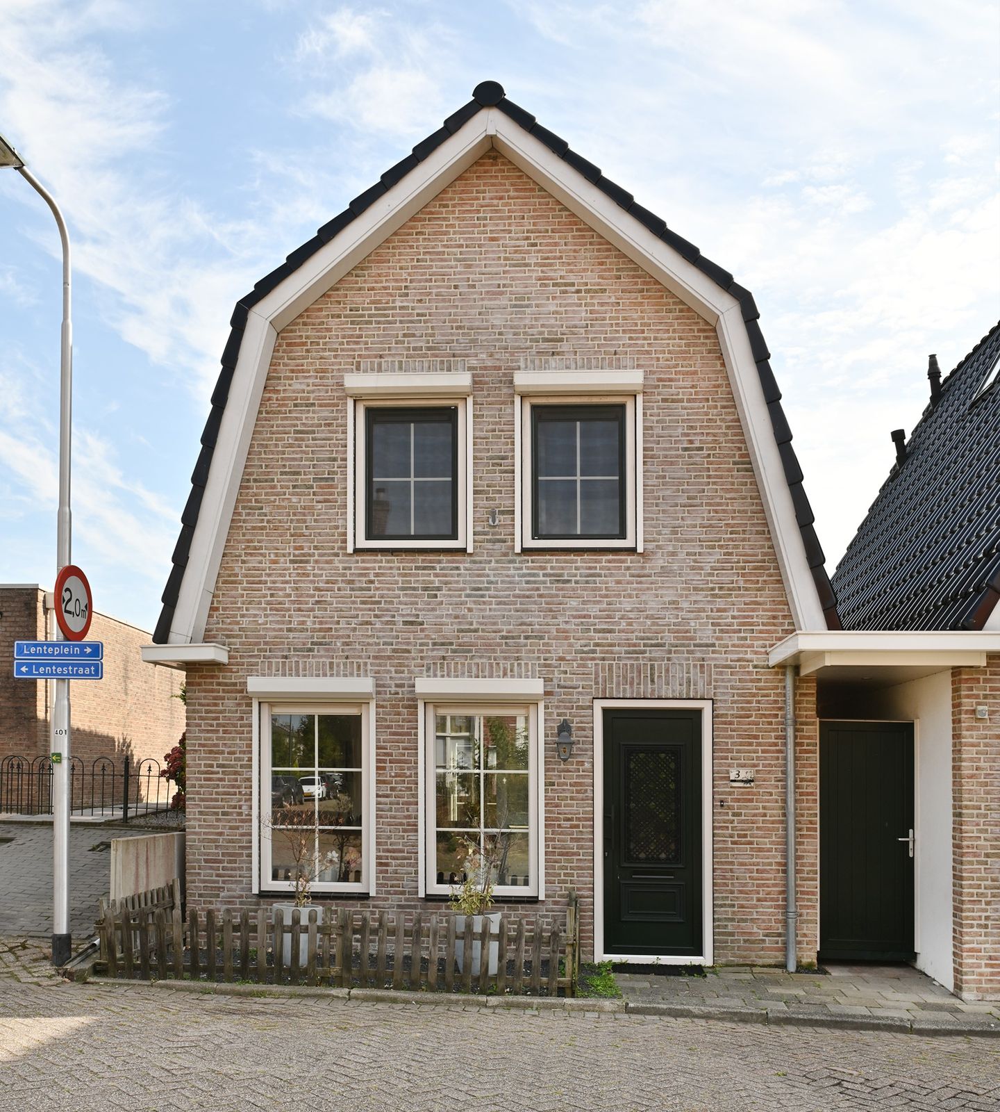 Foto 4 van Lenteplein 3