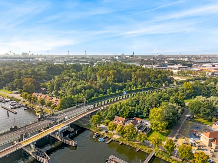 Foto 32 van Conradwerf 154