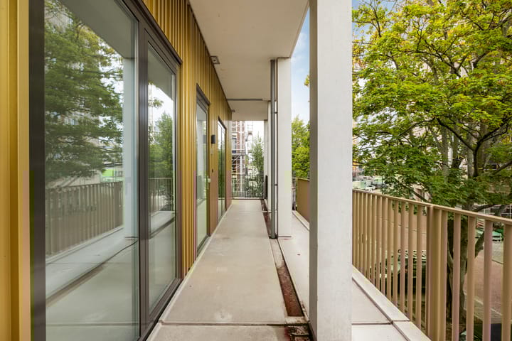 Foto 8 van Van Godewijckstraat 15-H