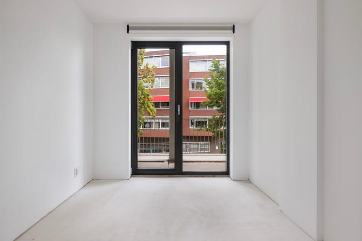 Foto 22 van Van Godewijckstraat 15-H