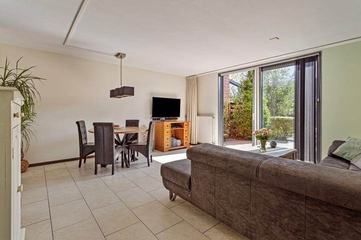 Foto 3 van Middenstip 16