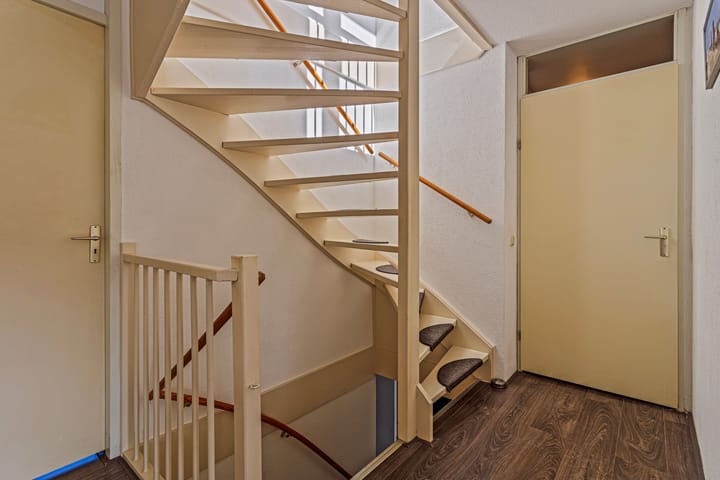 Foto 14 van Middenstip 16