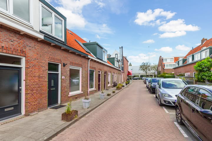 Foto 2 van Julianastraat 41