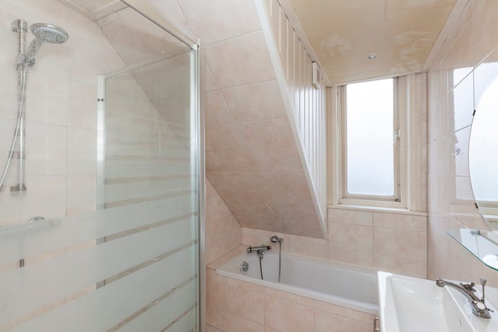 Foto 30 van Julianastraat 41