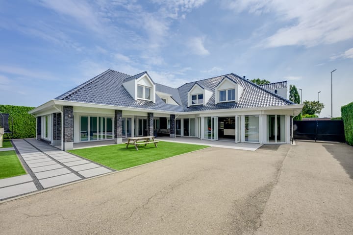 Foto 64 van Willem-Alexanderstraat 9-A