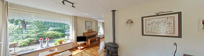 View 360° photo of Woonkamer of Albertlaan 18