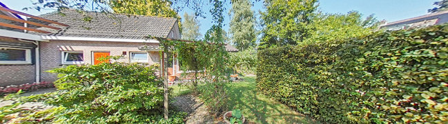 View 360° photo of Achtertuin of Albertlaan 18