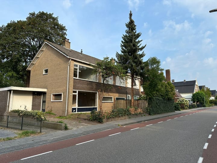 Photo 28 of Leeuwenstraat 2