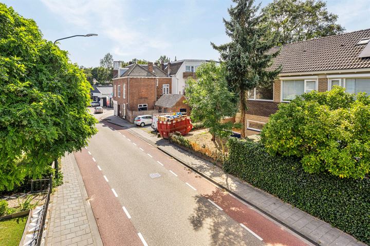 View photo 30 of Leeuwenstraat 2