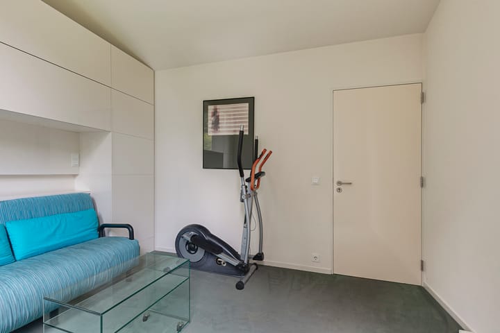 Photo 27 of van Middelhovenstraat 14-B