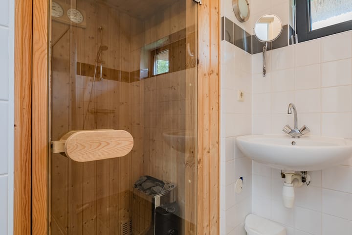 Photo 17 of Oorsprongweg 8-0013