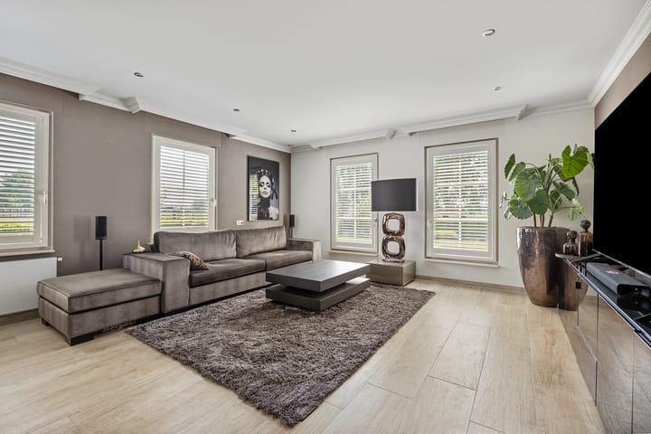 Photo 11 of Bremstraat 194