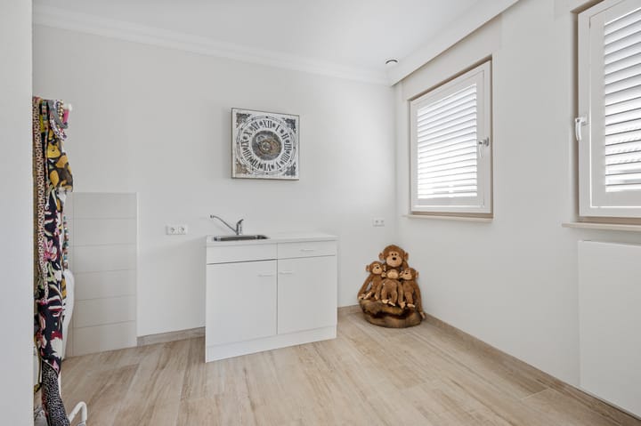 Photo 23 of Bremstraat 194