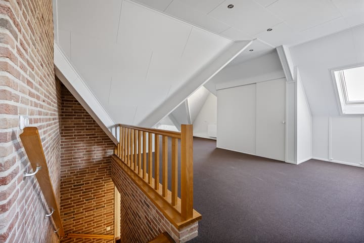 Photo 36 of Bremstraat 194