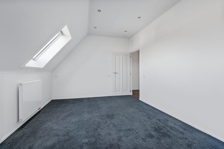 Photo 44 of Bremstraat 194