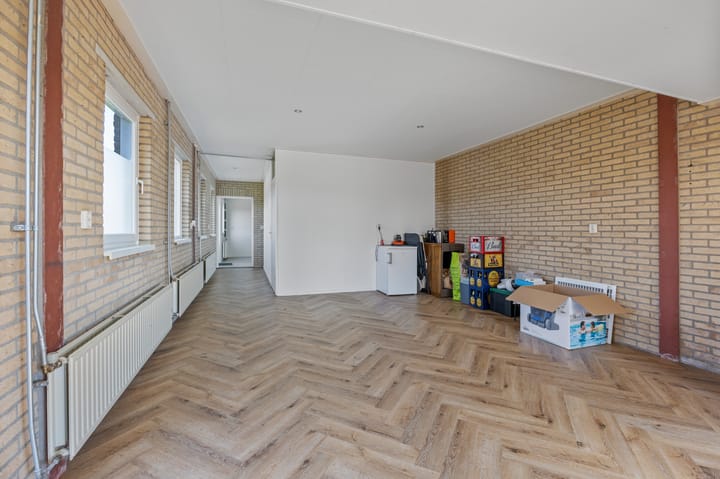 Photo 47 of Bremstraat 194