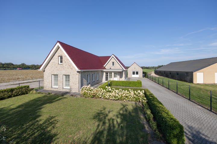 Photo 63 of Bremstraat 194