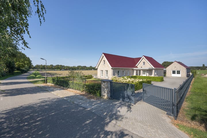 Photo 64 of Bremstraat 194