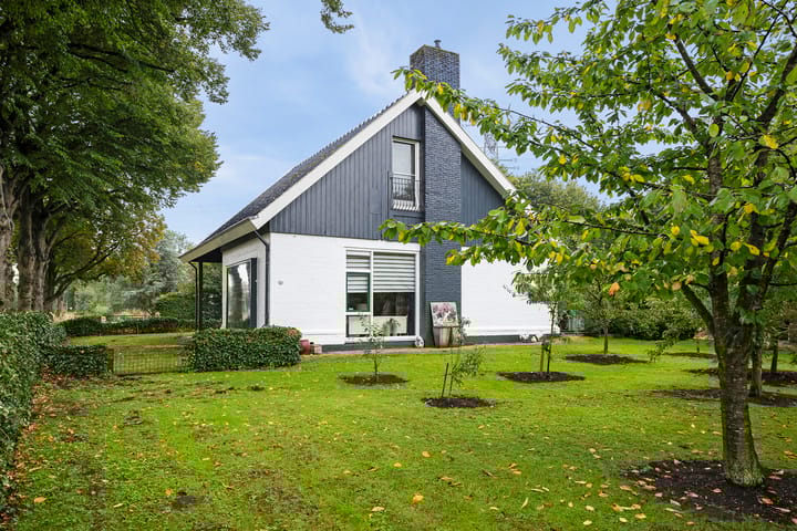 Foto 4 van Schoolstraat 15