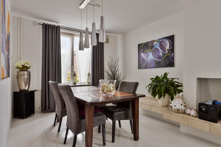 Foto 8 van Van Weedtstraat 7