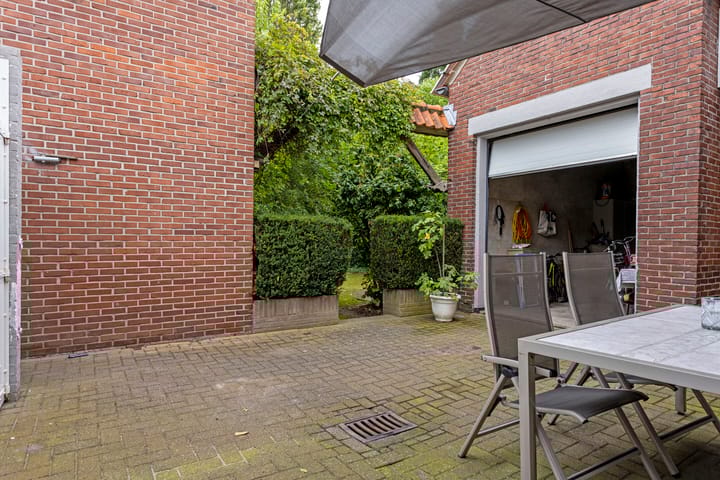 Foto 24 van Van Weedtstraat 7